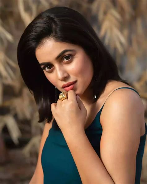 Shamna Kasim Biography, Age, Child, Husband, Net。